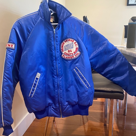 Vintage Blue Puffer Jacket - Picture 4 of 13